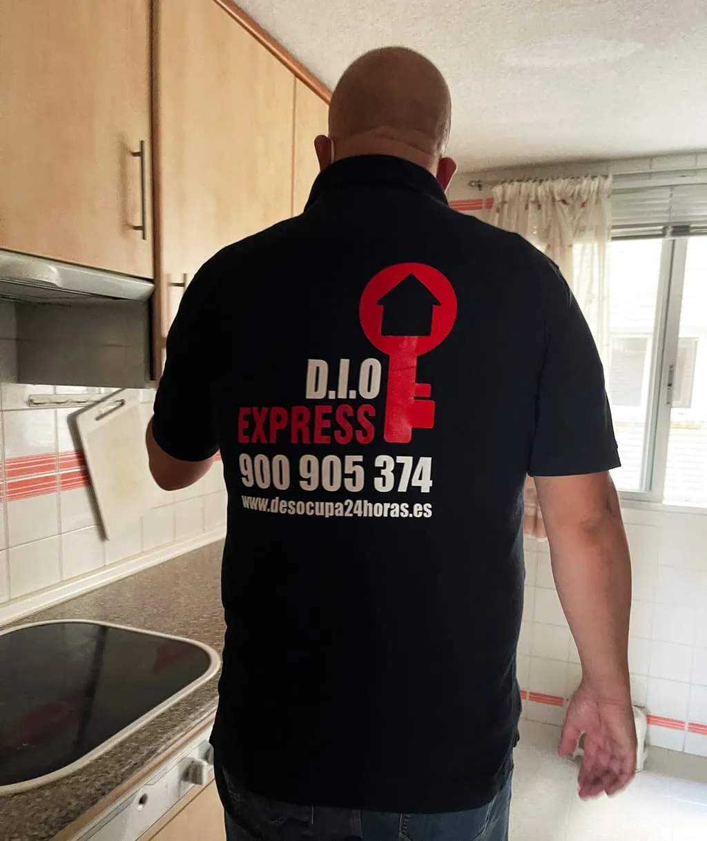 Empresa antiokupa en Málaga