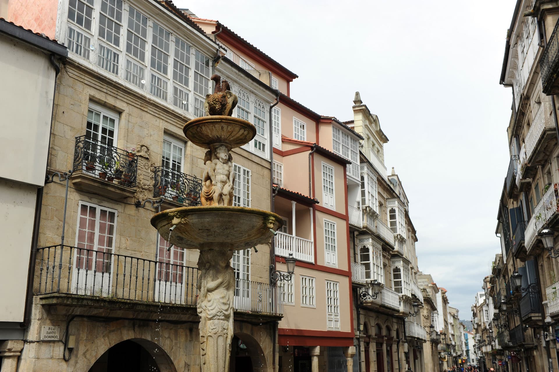 Desalojar okupas en Ourense