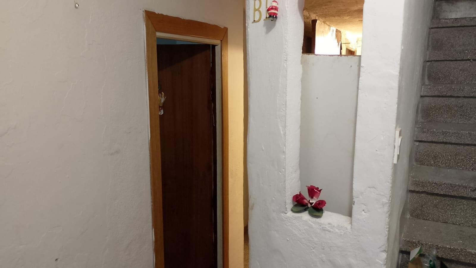 Inmueble recuperado en 30 días en Granada Inquilinos morosos conflictivos - Imagen 2