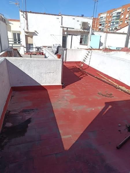 Inmueble recuperado en Alcala de Henares Okupas - Imagen 2