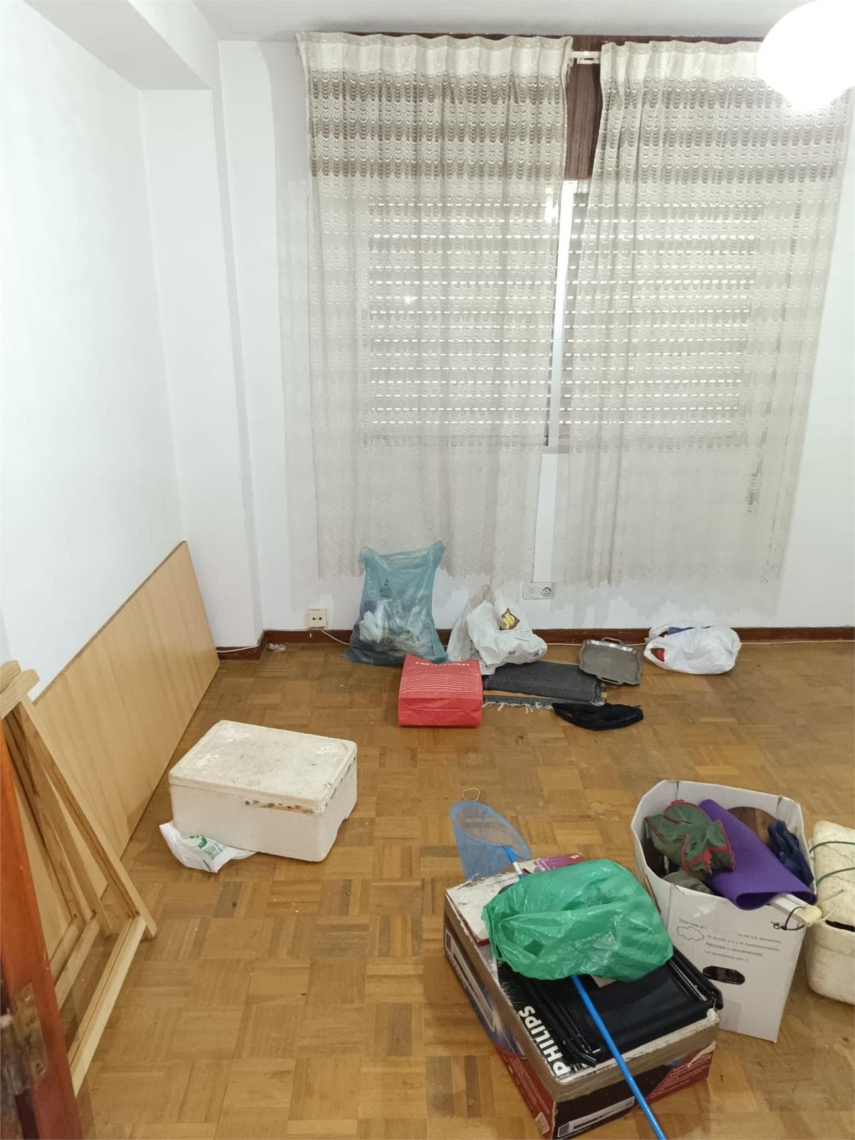 Inmueble recuperado en Cambre ( A Coruña) inquilino moroso más de 12000 € de deuda - Imagen 3