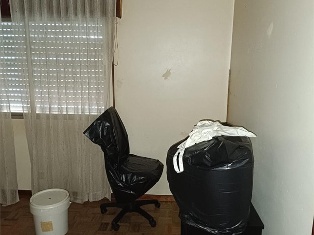 Inmueble recuperado en Cambre ( A Coruña) inquilino moroso más de 12000 € de deuda