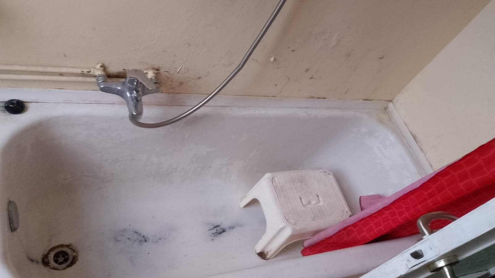 Inmueble recuperado en Ferrol zona centro inquilinos morosos - Imagen 3