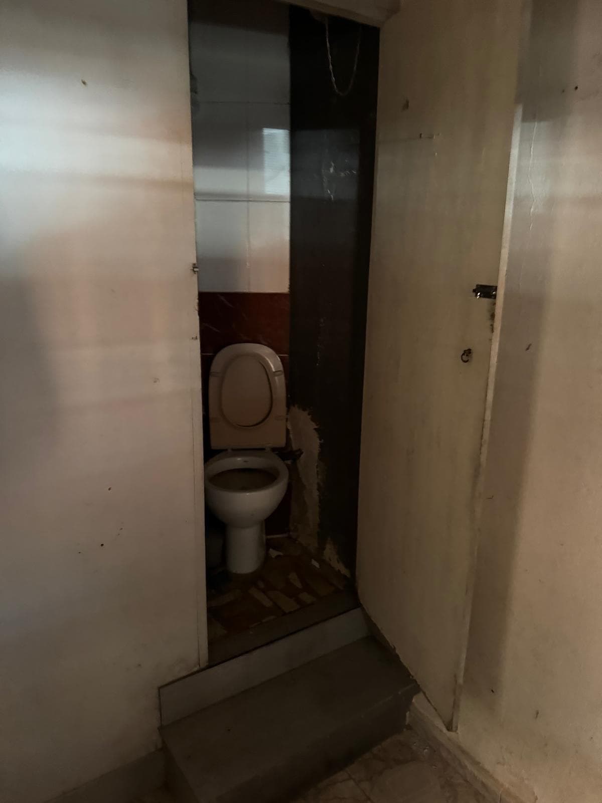 Inmueble recuperado en Getafe, inquilinos en precario - Imagen 13