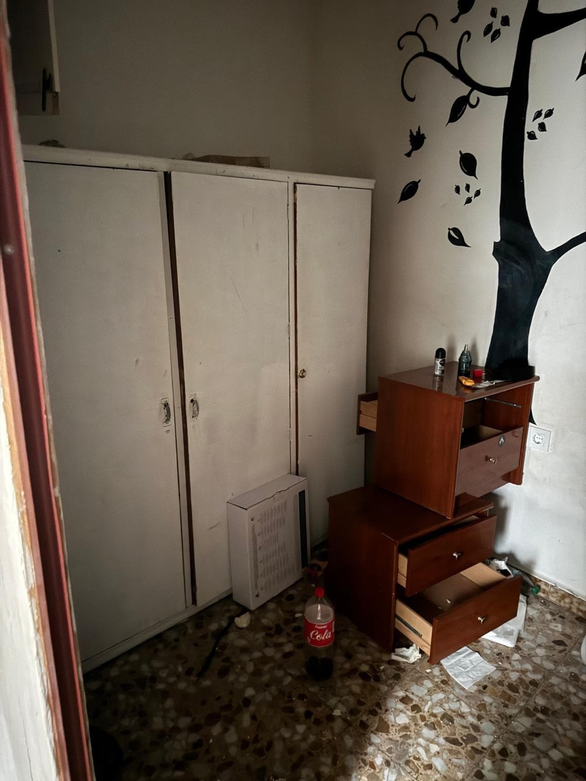 Inmueble recuperado en Getafe, inquilinos en precario - Imagen 8