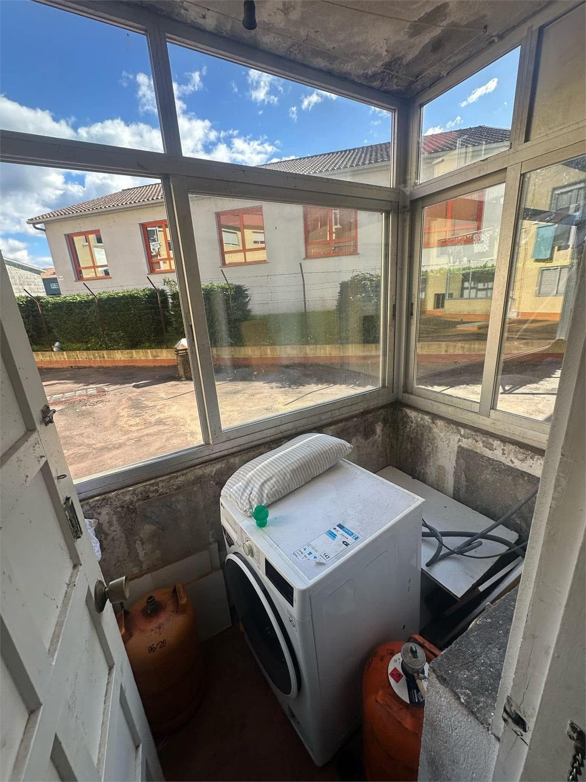 Inmueble recuperado en Gondomar (Pontevedra) Inquilinos morosos - Imagen 8