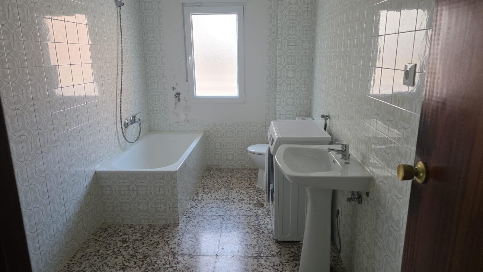 Inmueble recuperado en la ciudad de Fuenlabrada (Madrid) inquilinos morosos - Imagen 4