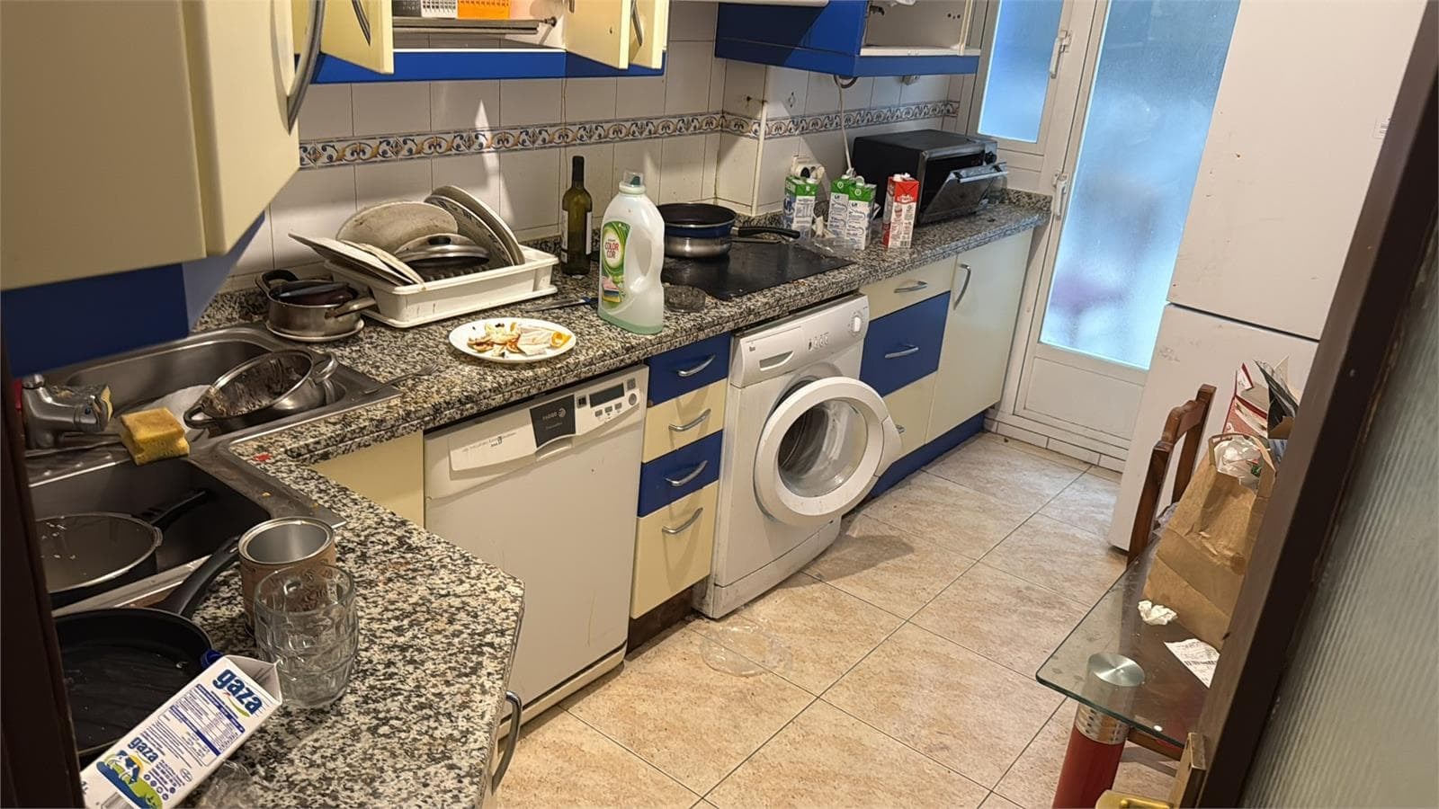 Inmueble recuperado en la ciudad de Salamanca inquilino en precario, menudeo de heroína extorsión a vecinos y propietario mayor - Imagen 12