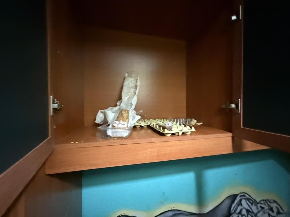 Inmueble recuperado en la ciudad de Salamanca inquilino en precario, menudeo de heroína extorsión a vecinos y propietario mayor - Imagen 7