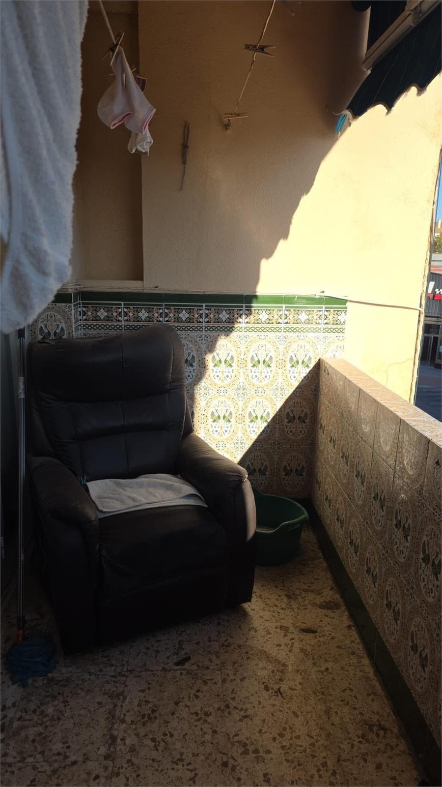 Inmueble recuperado en La Línea de la concepción Cádiz Inquilina en precario - Imagen 6