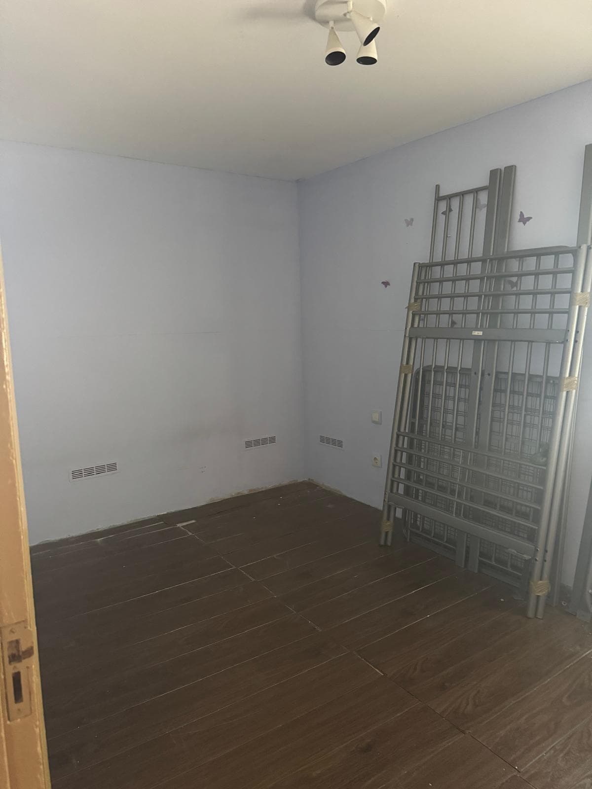 Inmueble recuperado en Madrid distrito de Usera inquiliinos morosos - Imagen 8