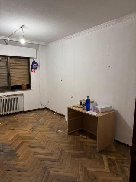 Inmueble recuperado en Madrid inquilina en precario - Imagen 4