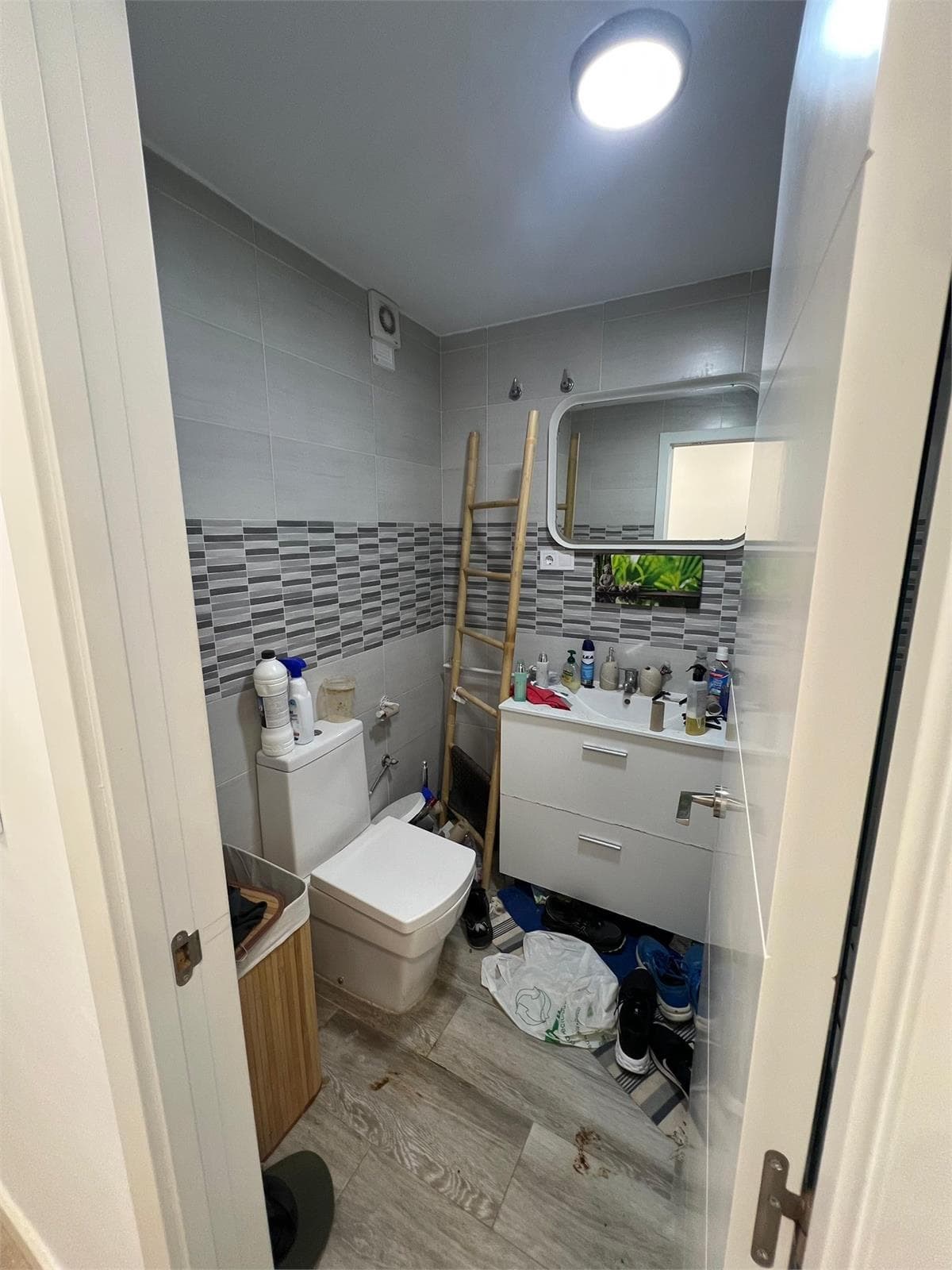 Inmueble recuperado en Marbella (Málaga) precario - Imagen 5