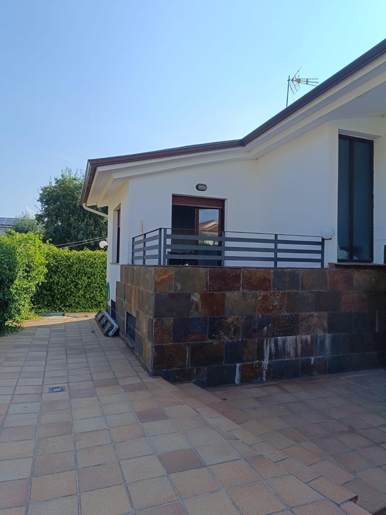 Inmueble recuperado en Miraflores de la sierra Vivienda usada para el cultivo de marihuana