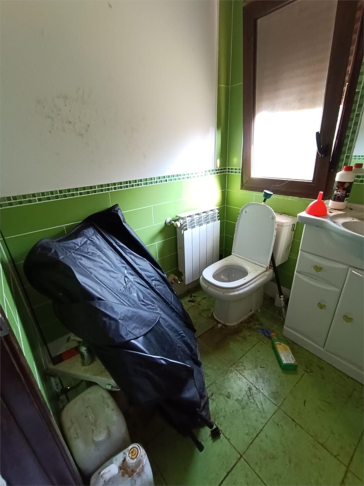 Inmueble recuperado en Miraflores de la sierra Vivienda usada para el cultivo de marihuana - Imagen 14