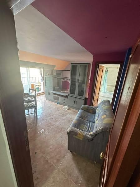 Inmueble recuperado en Ponteareas (Pontevedra) Inquilinos morosos - Imagen 2