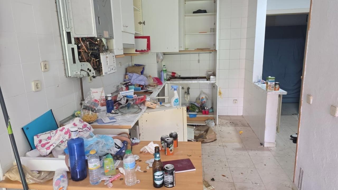 Inmueble recuperado en Rivas Vacia-Madrid inquilina en precario - Imagen 3