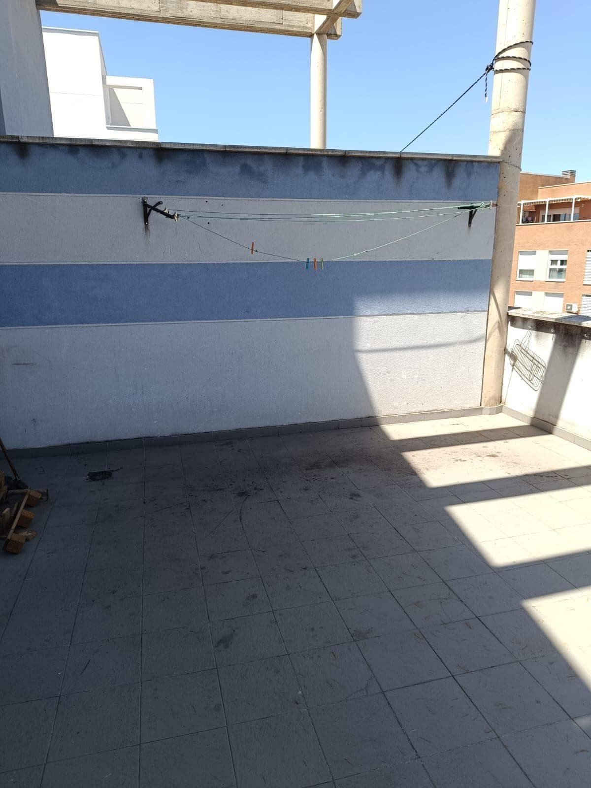 Inmueble recuperado en Torrejon de Ardoz (Madrid) Inquilino en precario - Imagen 8