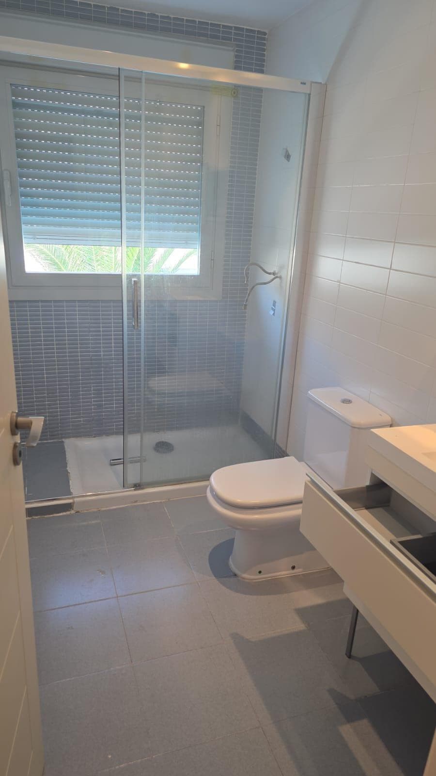 Inmueble recuperado en Torrejón de Ardoz Okupas - Imagen 1