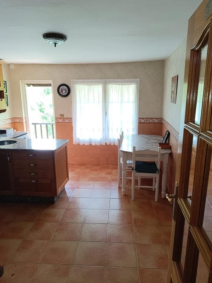 Inmueble recuperado en  Villar de los Barrios (Castilla y León), inquilinos morosos - Imagen 10