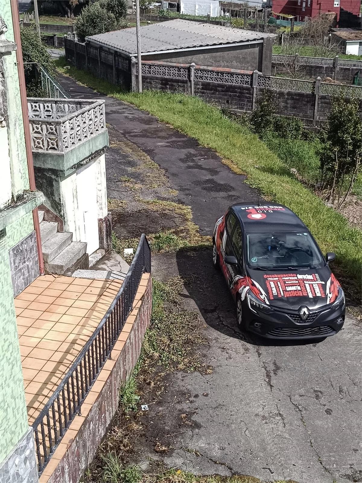 Inmueble recuperado en Vimianzo en 24 horas Okupas - Imagen 1