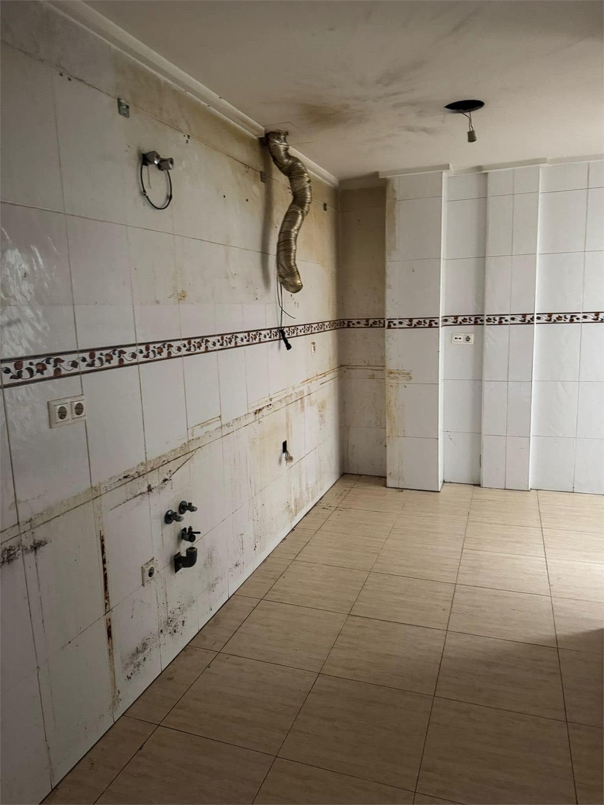 Inmueble recuperado Ocupación Ilegal Orihuela - Imagen 9