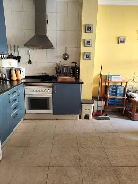 Narco Piso Okupado en Ribeira (A Coruña) - Imagen 2