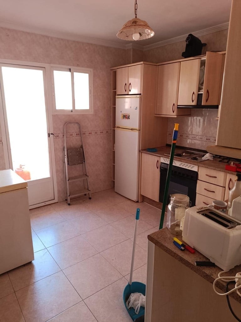 inmueble recuperado en la ciudad de badajoz inquilinos morosos subarriendo de habitaciones img266679t1
